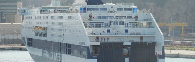Dockworker Drowns During Ro-Ro Loading Operations    [Barcelona, ES ~ 19 November 2016]
