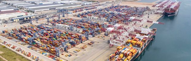Spanish Docker Fatally Injured as Container Falls  [07 November 2021 – Barcelona, ES]