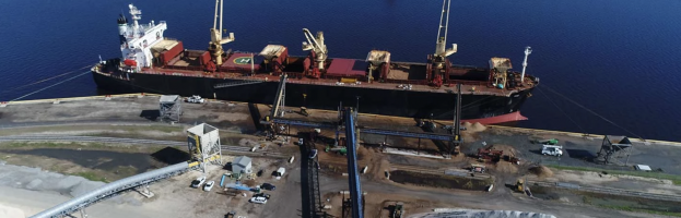 Shipboard Worker Struck & Killed By Clamshell Bucket During Bulk Cargo Discharge Operation [Jacksonville, Florida – 02 January 2022]